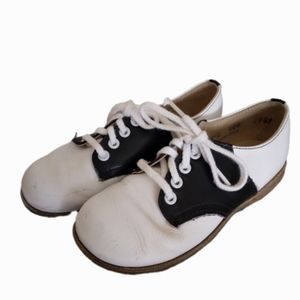VTG Self Starters by Carpenters Size 8.5T BLK/WHT Lace Up Saddle Shoes Up